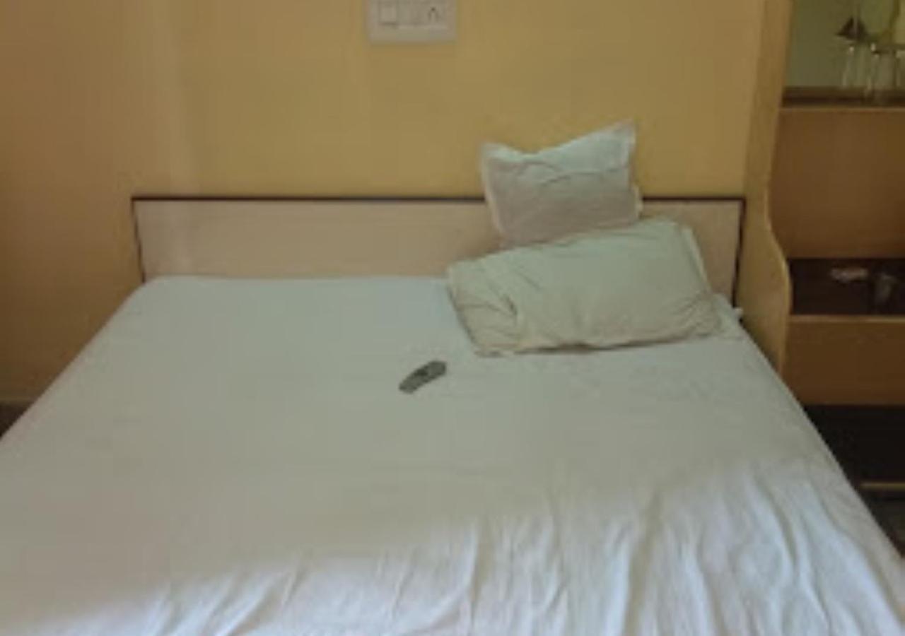 Hotel Basera Odisha Rourkela Eksteriør bilde