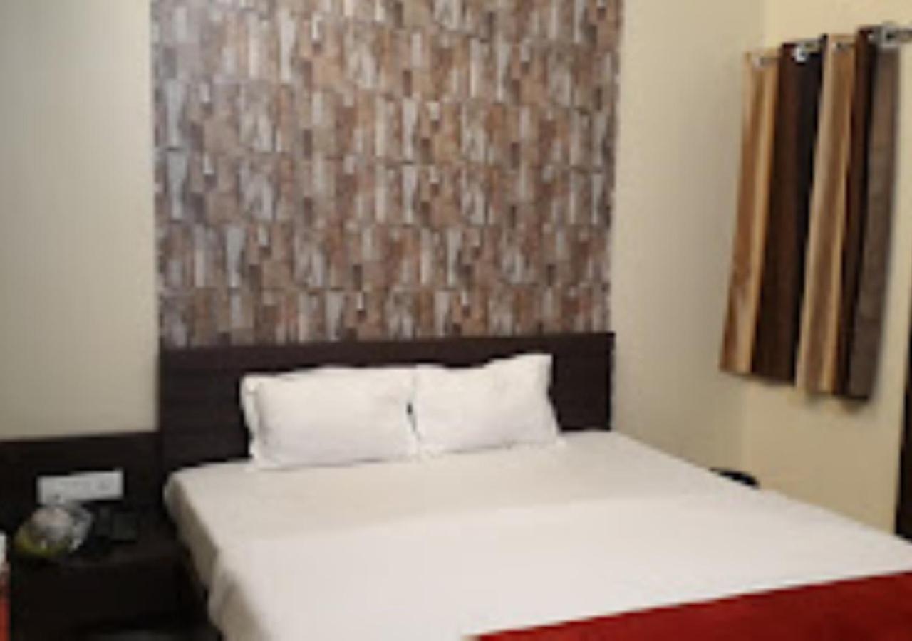 Hotel Basera Odisha Rourkela Eksteriør bilde